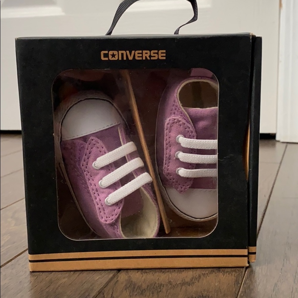 💕 Converse Shoes